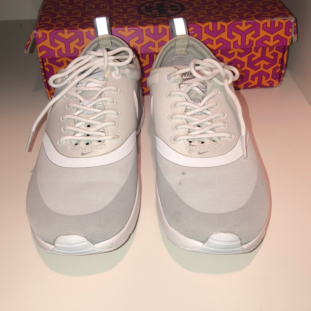 Nike Air Max Thea View 5